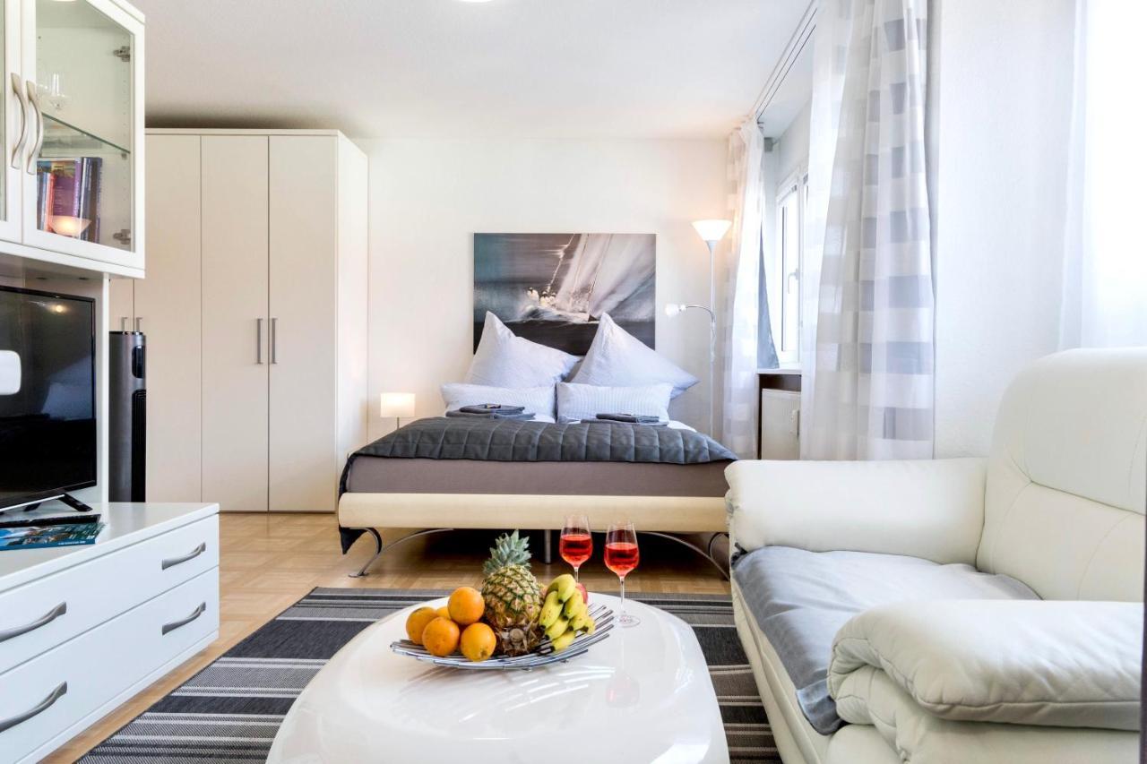 Auszeit Apartment: Downtown Harbor Retreat With Fast Internet Apartment Friedrichshafen